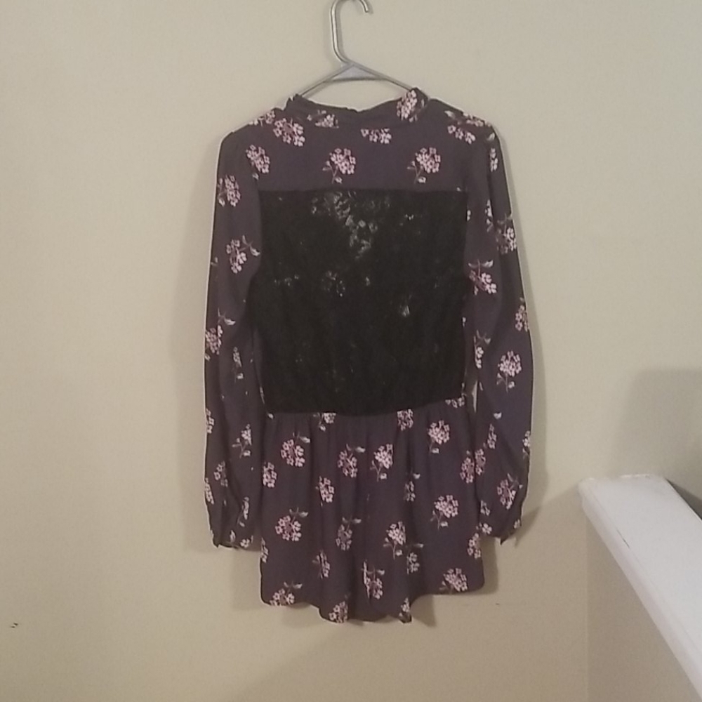 Romper - Picture 2 of 2